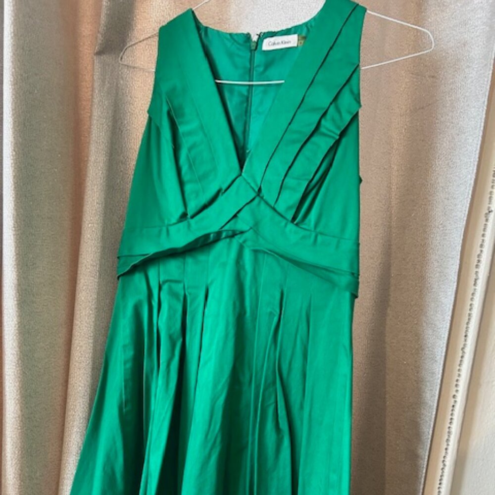 Calvin Klein Women’s Pleated V-neck Tank Dress (Size 8)